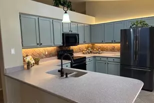 7569 W Maui Ln, Peoria, AZ 85381 - Photo 12