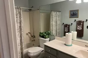 7569 W Maui Ln, Peoria, AZ 85381 - Photo 18