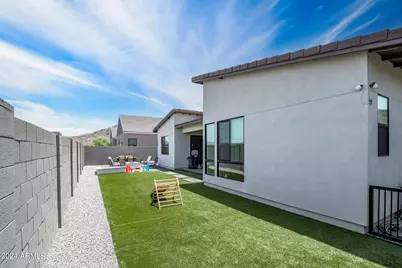 812 E Summerside Road, Phoenix, AZ 85042 - Photo 46