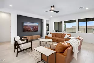 812 E Summerside Rd, Phoenix, AZ 85042 - Photo 12