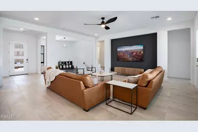 812 E Summerside Road, Phoenix, AZ 85042 - Photo 10