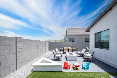 812 E Summerside Road, Phoenix, AZ 85042 - Photo 44