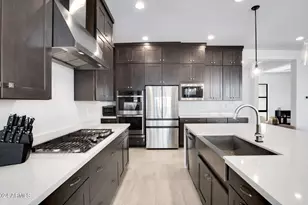 812 E Summerside Rd, Phoenix, AZ 85042 - Photo 12