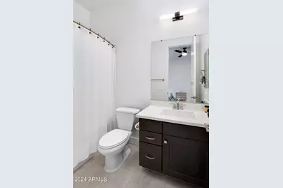 812 E Summerside Road, Phoenix, AZ 85042 - Photo 38