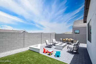 812 E Summerside Road, Phoenix, AZ 85042 - Photo 42