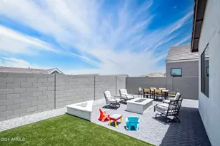 812 E Summerside Rd, Phoenix, AZ 85042 - Photo 42