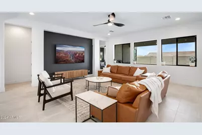 812 E Summerside Road, Phoenix, AZ 85042 - Photo 10