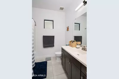 812 E Summerside Road, Phoenix, AZ 85042 - Photo 30