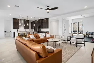 812 E Summerside Rd, Phoenix, AZ 85042 - Photo 8
