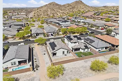 8677 S 165th Avenue, Goodyear, AZ 85338 - Photo 34