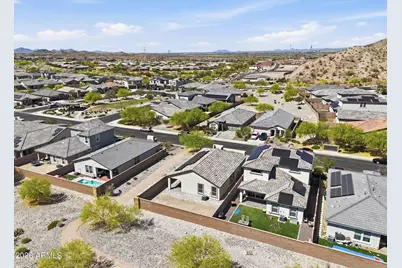 8677 S 165th Avenue, Goodyear, AZ 85338 - Photo 32