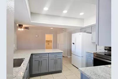 5132 W Las Palmaritas Drive, Glendale, AZ 85302 - Photo 2