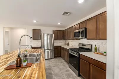 36618 W San Sisto Avenue, Maricopa, AZ 85138 - Photo 4