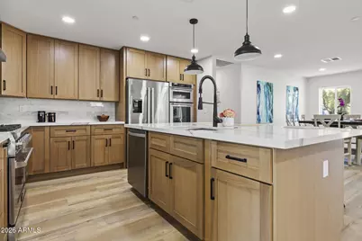 8632 E Highland Avenue, Scottsdale, AZ 85251 - Photo 4