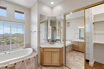619 E Briles Road, Phoenix, AZ 85085 - Photo 38