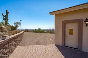619 E Briles Rd, Phoenix, AZ 85085 - Photo 96