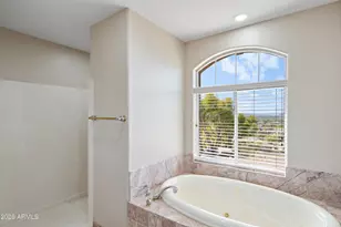619 E Briles Rd, Phoenix, AZ 85085 - Photo 82