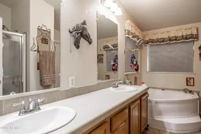 1914 S 351st Drive, Tonopah, AZ 85354 - Photo 14