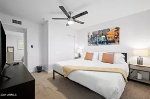 8336 E Sells Dr, Scottsdale, AZ 85251 - Photo 18