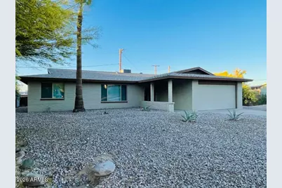 1704 E Pickrell Drive, Phoenix, AZ 85042 - Photo 2