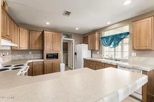 201 S Greenfield Rd, Mesa, AZ 85206 - Photo 14