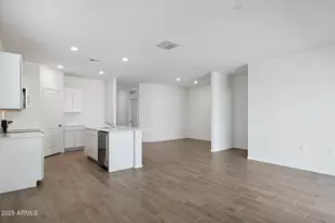 18448 W Buckskin Trl, Wittmann, AZ 85361 - Photo 6