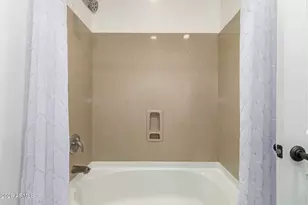 7220 W Ashby Dr, Peoria, AZ 85383 - Photo 32