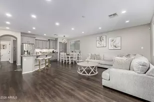 7220 W Ashby Dr, Peoria, AZ 85383 - Photo 10