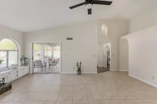 5116 E Wethersfield Rd, Scottsdale, AZ 85254 - Photo 12