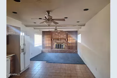 8123 N 41st Drive, Phoenix, AZ 85051 - Photo 4
