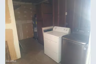 8123 N 41st Drive, Phoenix, AZ 85051 - Photo 28