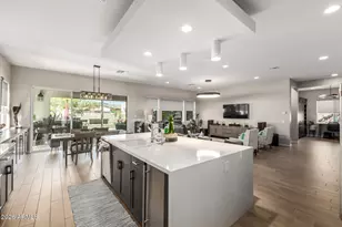 9440 S 10th Way, Phoenix, AZ 85042 - Photo 12