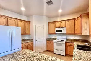 5655 N Laura Ln, Rimrock, AZ 86335 - Photo 8