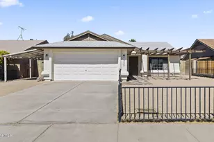 3330 W Rose Garden Ln, Phoenix, AZ 85027 - Photo 2