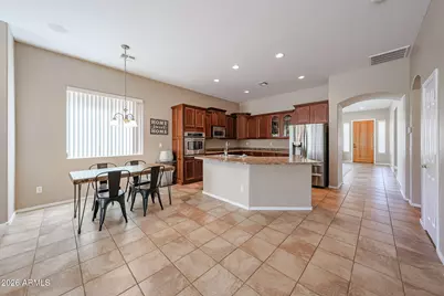 10465 E Knowles Avenue, Mesa, AZ 85209 - Photo 4