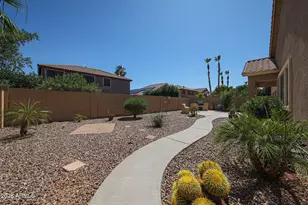 10465 E Knowles Ave, Mesa, AZ 85209 - Photo 16