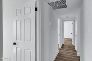 4311 N 11th Pl, Phoenix, AZ 85014 - Photo 12