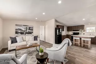 10733 N Hillside Dr, Casa Grande, AZ 85122 - Photo 8