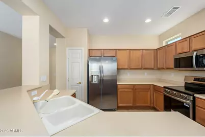 18652 N Patina Court, Surprise, AZ 85387 - Photo 16