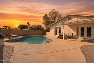 1715 W Orchid Ln, Phoenix, AZ 85021 - Photo 10