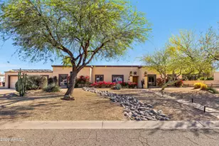 8611 E Jenan Dr, Scottsdale, AZ 85260 - Photo 16