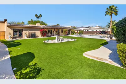 8611 E Jenan Drive, Scottsdale, AZ 85260 - Photo 10