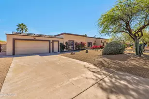 8611 E Jenan Dr, Scottsdale, AZ 85260 - Photo 30