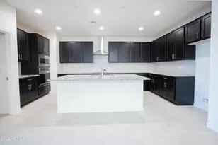 8437 W Medlock Dr, Glendale, AZ 85305 - Photo 12