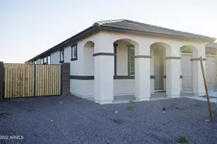 8437 W Medlock Dr, Glendale, AZ 85305 - Photo 4