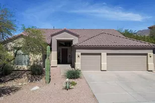 10604 E Butherus Dr, Scottsdale, AZ 85255 - Photo 2