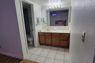 10610 S 48th St, Phoenix, AZ 85044 - Photo 14