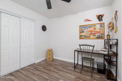 2936 W Michelle Drive, Phoenix, AZ 85053 - Photo 16