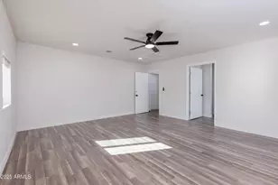 2936 W Michelle Dr, Phoenix, AZ 85053 - Photo 22