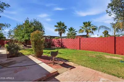 4702 E Alta Vista Road, Phoenix, AZ 85042 - Photo 16